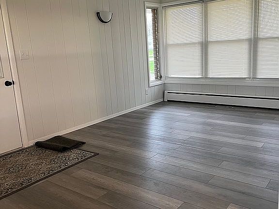 4th image of 2732 Lincoln Park Dr
