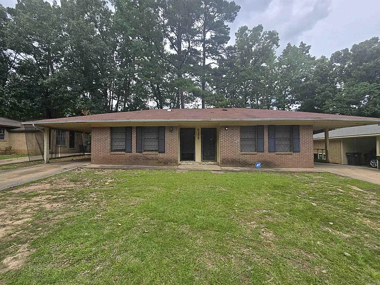 9108 Tanya Dr #B — Photo 2