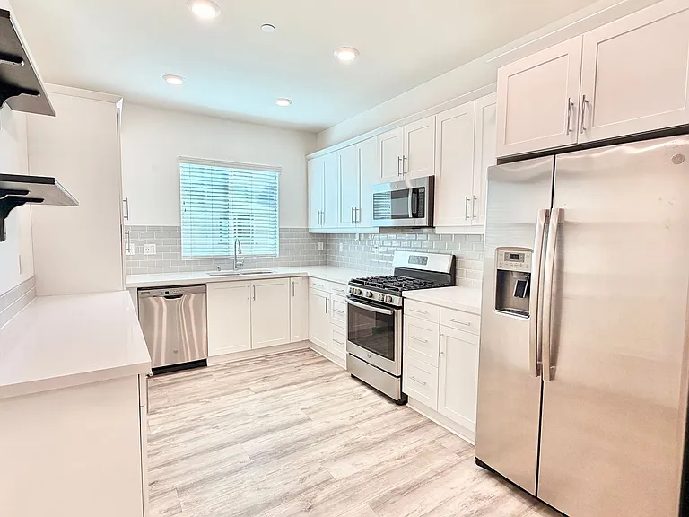 4374 Nautilus Way #9 — Photo 7