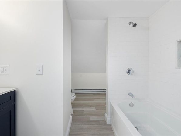 providence-rhode-island-65990863 picture