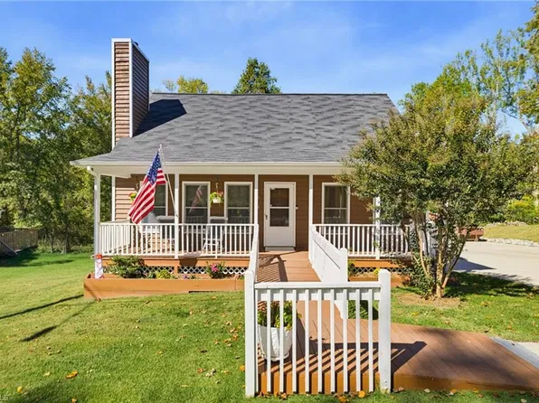 4013 Carriage House Cir, Trinity, NC 27370