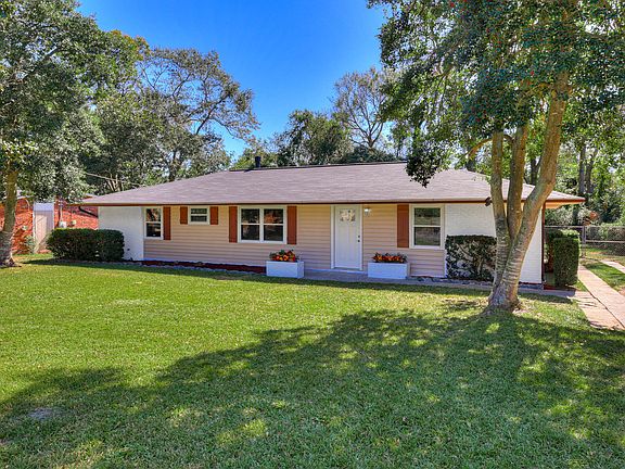 4th image of 2240 Darlington Drive