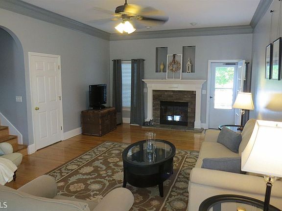 3rd image of 30 Bramblewood Trl