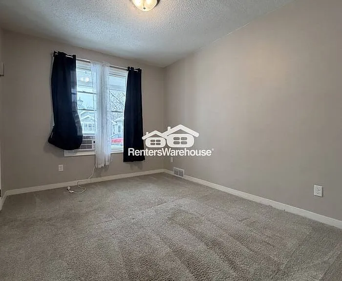 792 Edmund Ave W #1 — Photo 11