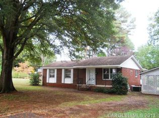 20 Willglow St, York, SC 29745