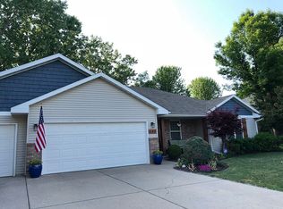 649 E River Dr, De Pere, WI 54115