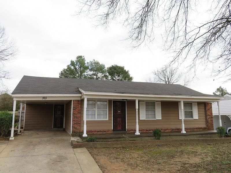 1st image of 365 McFarland Dr