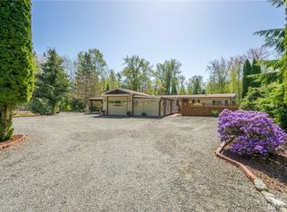 2323 Burk Rd, Blaine, WA 98230