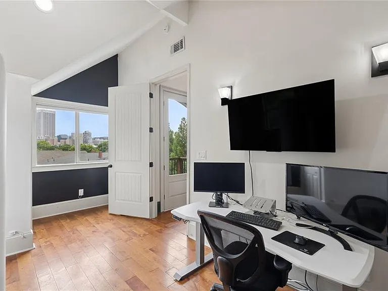460 Felton Dr NE — Photo 30