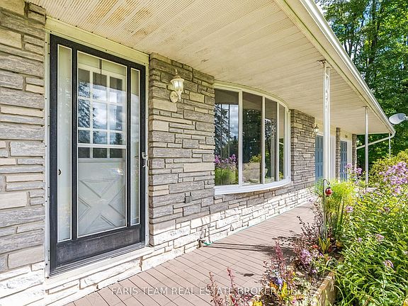 5th image of 3114 Innisfil Beach Rd