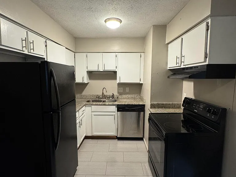 185 Donabrook Ct #C10 — Photo 6