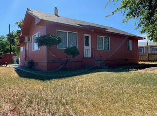 318 N F St, Toppenish, WA 98948