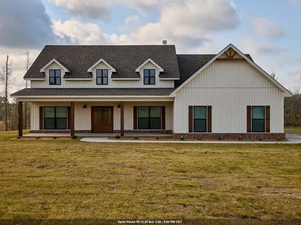 10557 W Miller Sardis Rd, Bauxite, AR 72011