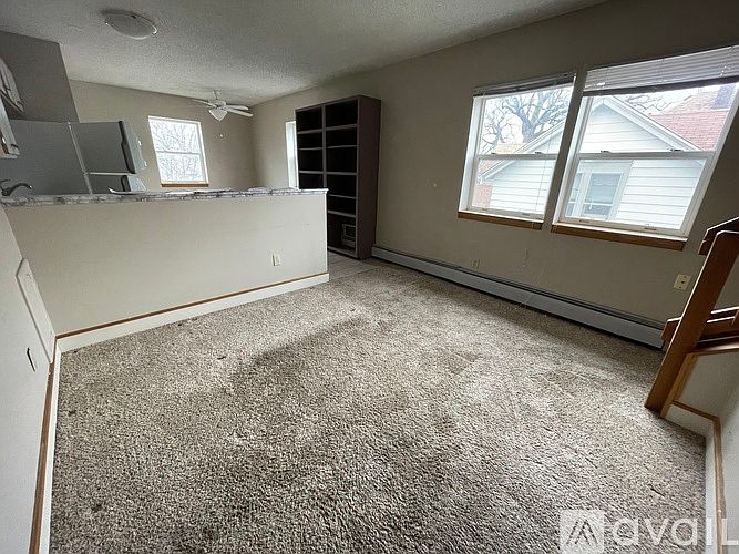 1st image of 1906 Chelton Ave W #3