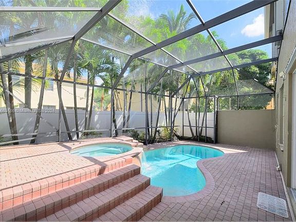 4th image of 5409 Sunseeker Blvd
