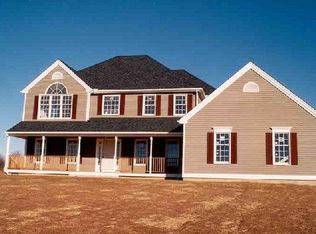 85 Charter Ridge Dr, Newtown, CT 06482