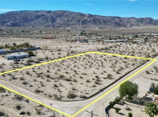 333 Sullivan Rd, Twentynine Palms, CA 92277