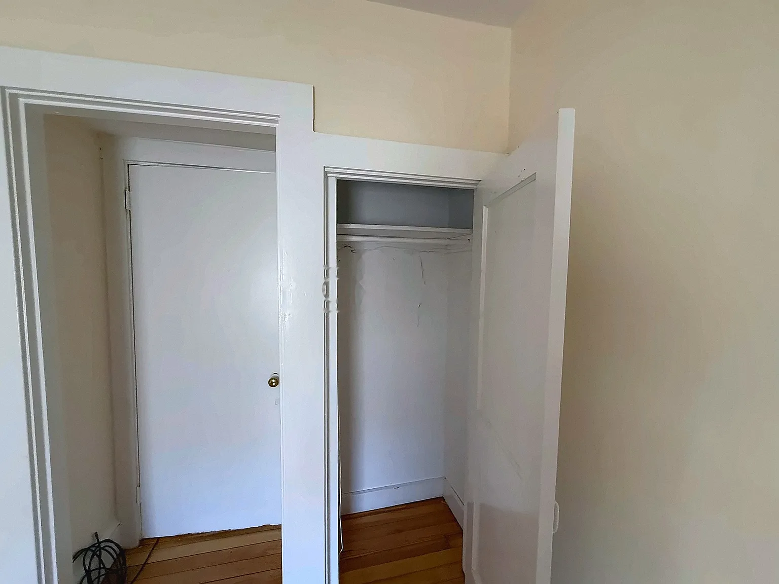 2 bed, $1,975 — Photo 2