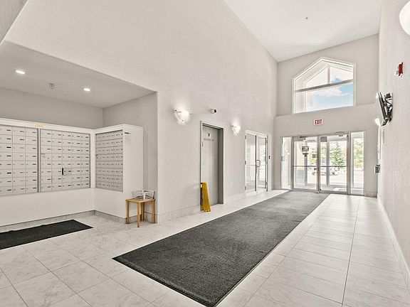 4th image of 240 Spruce Ridge Rd #209