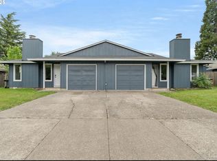 2238 NE Barberry Ct, Hillsboro, OR 97124