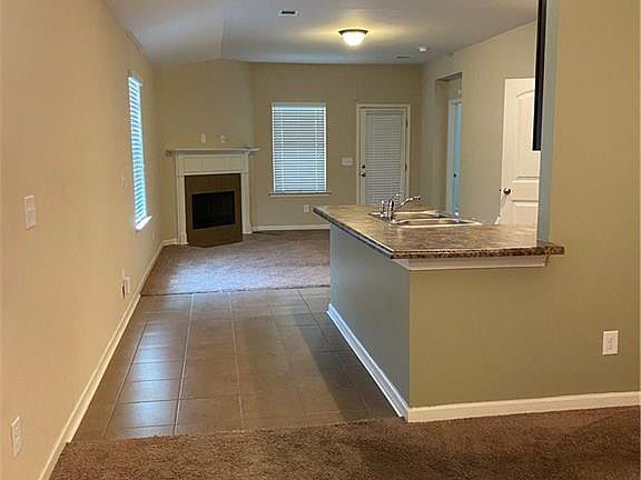 5th image of 2048 Laurel Lake Dr