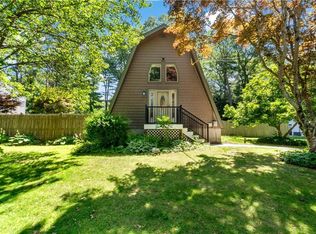 10 Partridge Dr, Exeter, RI 02822