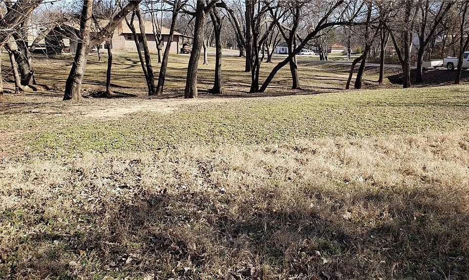 2nd image of E Parker St Lot 12 & 13