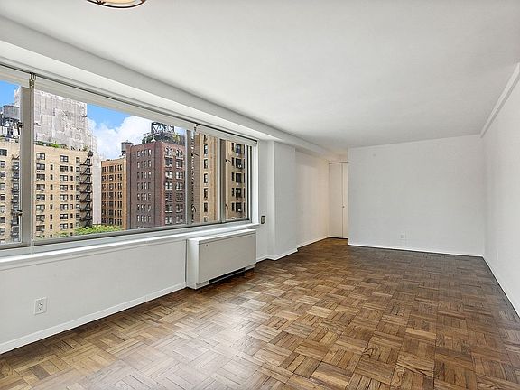 4th image of 315 W 70th St APT 15G