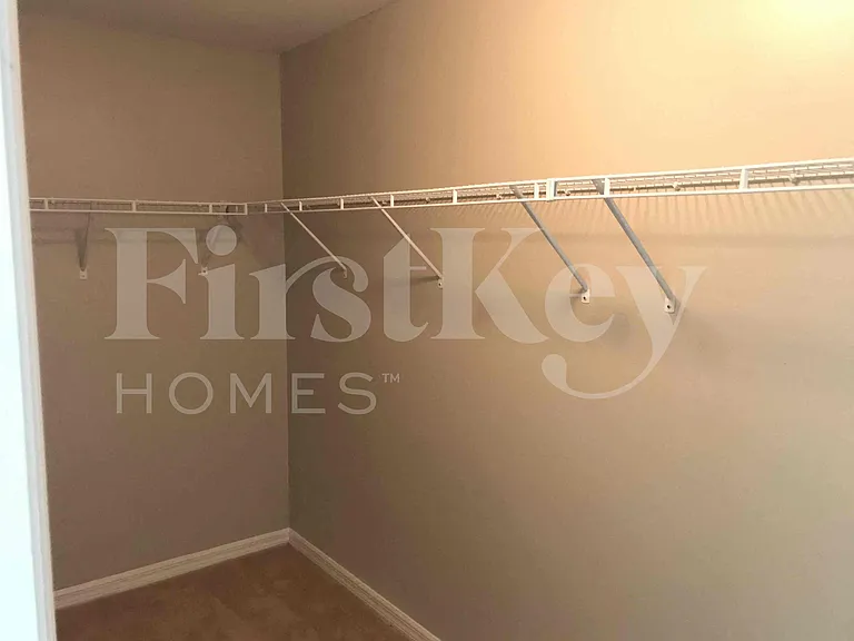 2321 NW 9th Ave — Photo 15