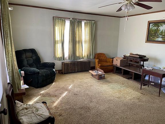 4th image of 466 N Blue Jay Dr