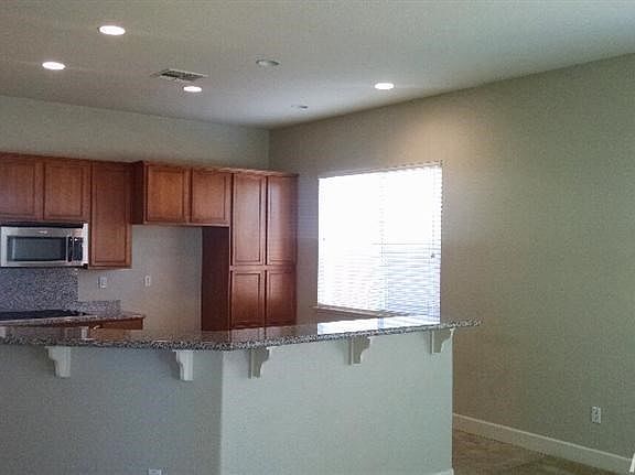 5th image of 3607 Goldenstar St