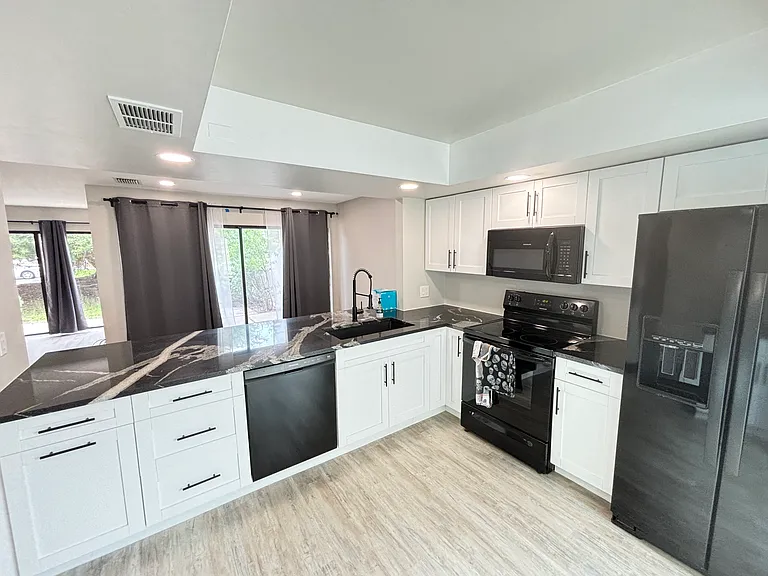 4364 Outrigger Ln — Photo 8