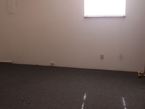 5th image of 2420 Washington St E APT 6