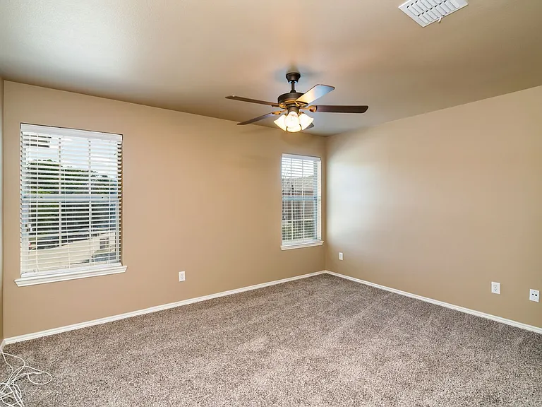 1430 Piedmont Dr — Photo 34