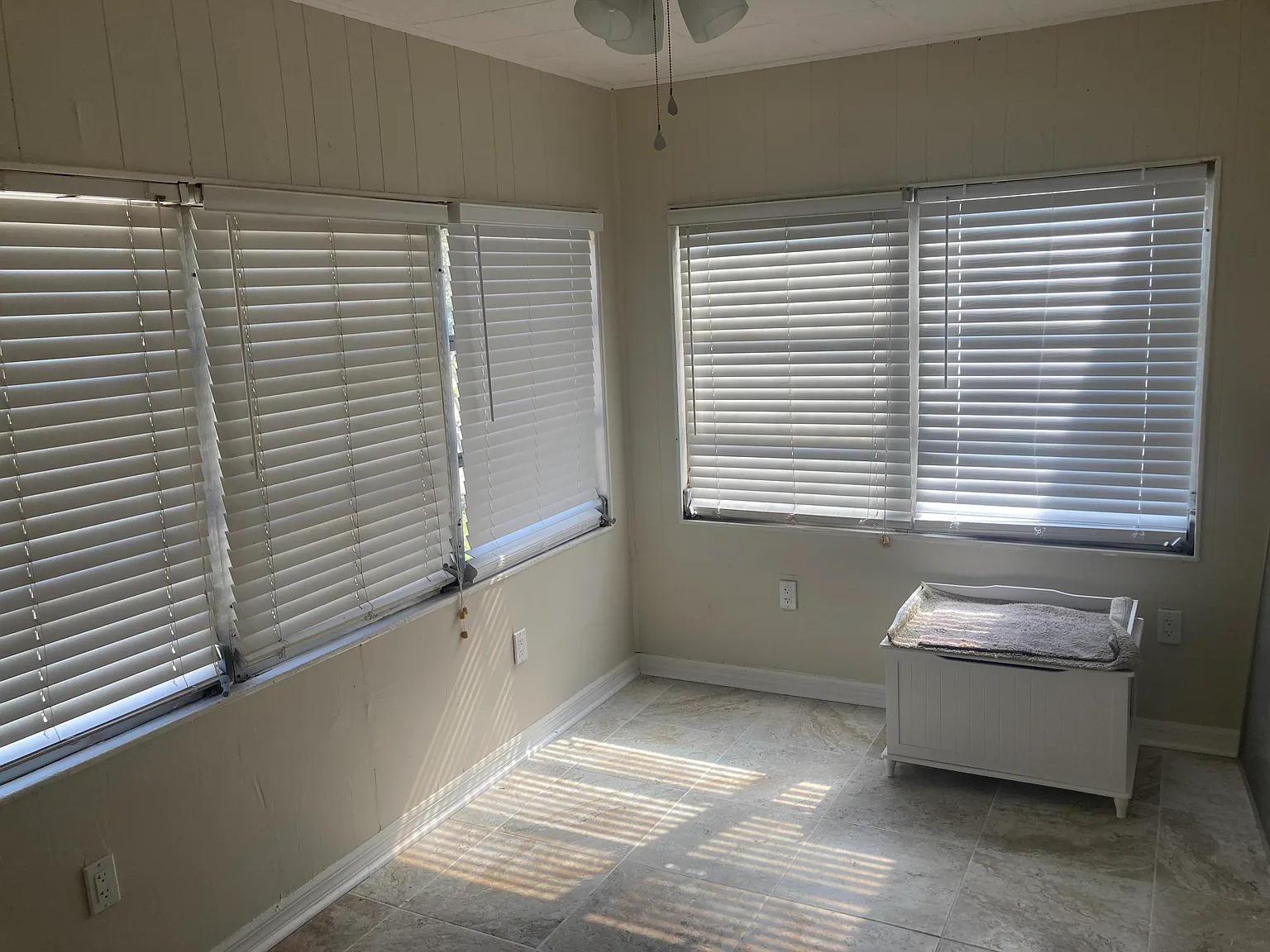 3 bed, 1204 sqft, $2,200 — Photo 2