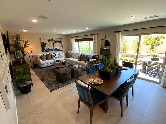 3rd image of 620 Parkview Dr