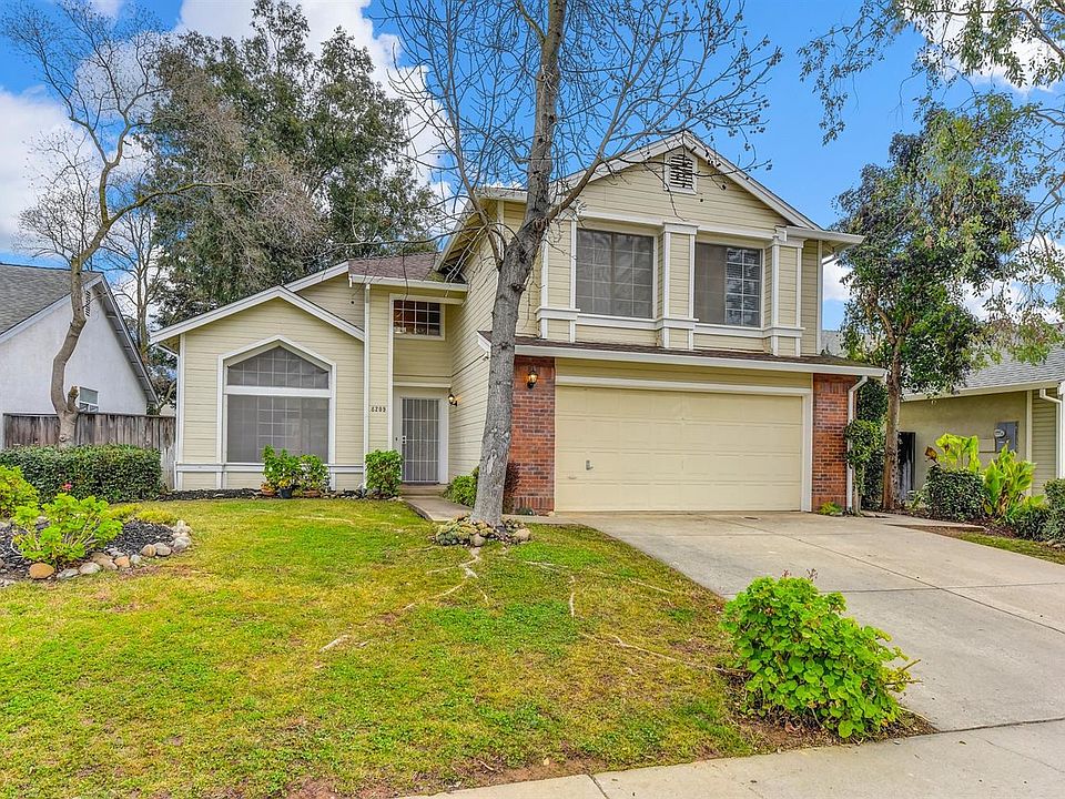 1st image of 8209 Surrey Park Ct