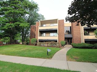 7121 N Terra Vista Dr #5301, Peoria, IL 61614