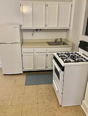 3rd image of 155 E 2nd St APT 1A