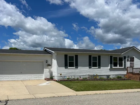 2500 Mann Rd Lot 310, Clarkston, MI 48346
