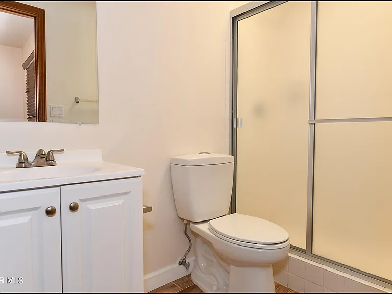 1004 Los Jardines Cir — Photo 30