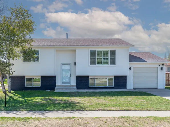6298 S Smokey Cir, Taylorsville, UT 84129
