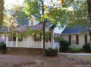 420 S Providence Rd, Waxhaw, NC 28173