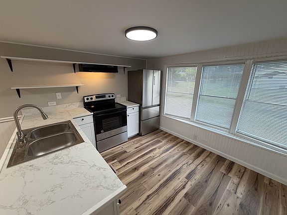 3rd image of 2682 Stricklands Ln