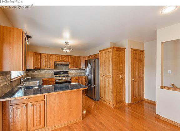 Kitchen with SS applicances