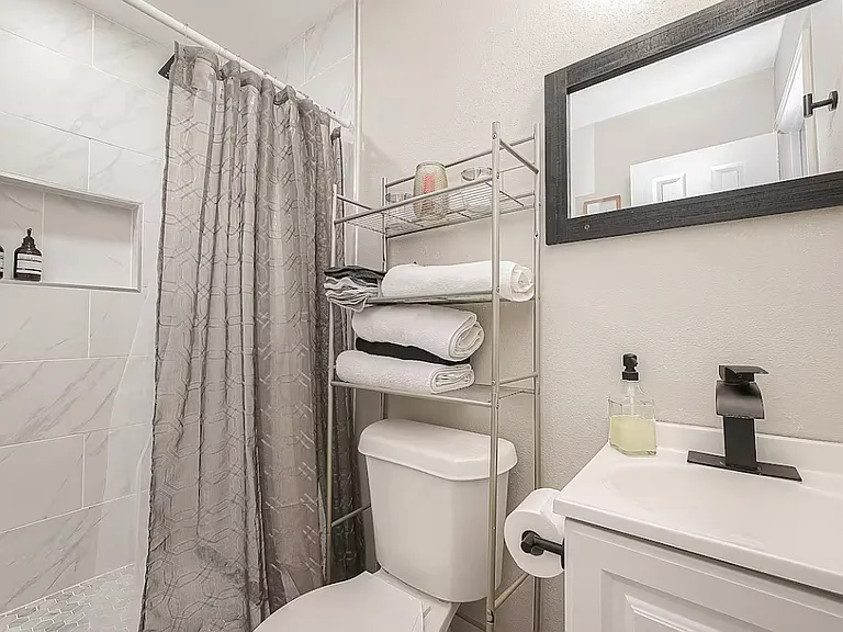 1352 Dorothy St #C — Photo 9