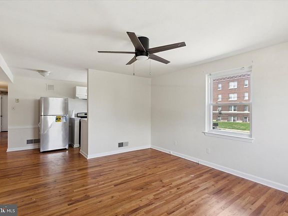 2nd image of 248 N Wycombe Ave