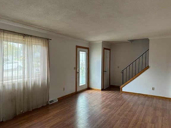 2nd image of 4128 Essex Ave