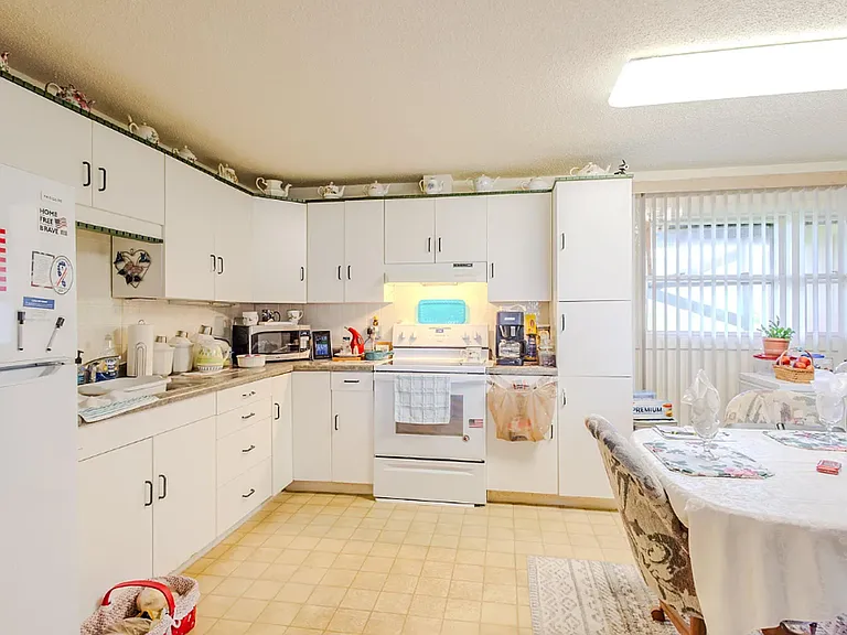 2406 Hill Ave #4 — Photo 14