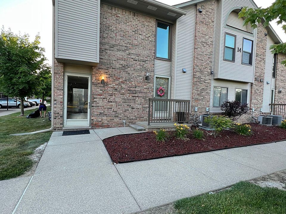 1st image of 42761 Lilley Pointe Dr #157